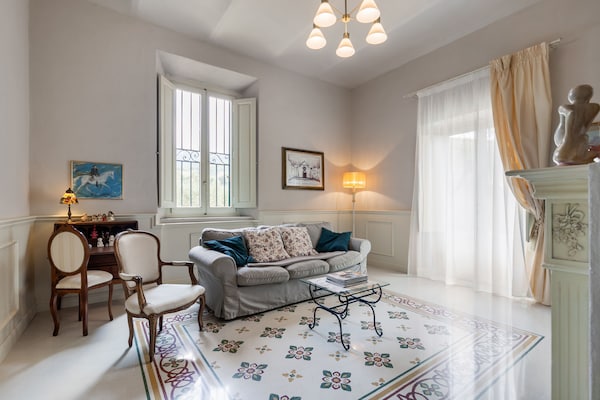 Foto van Vakantiehuis in Toscane met zwembad - Vakantiehuis in Toscana - LivingRoom