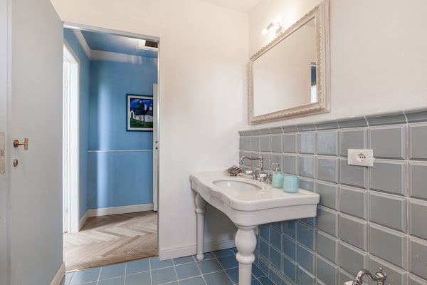Foto van Vakantiehuis in Toscane met zwembad - Vakantiehuis in Toscana - BathRoom