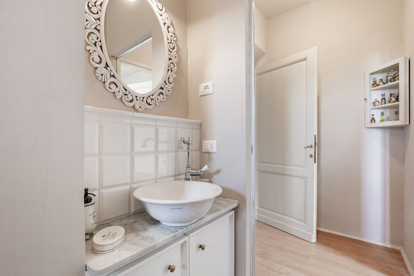 Foto van Vakantiehuis in Toscane met zwembad - Vakantiehuis in Toscana - BathRoom
