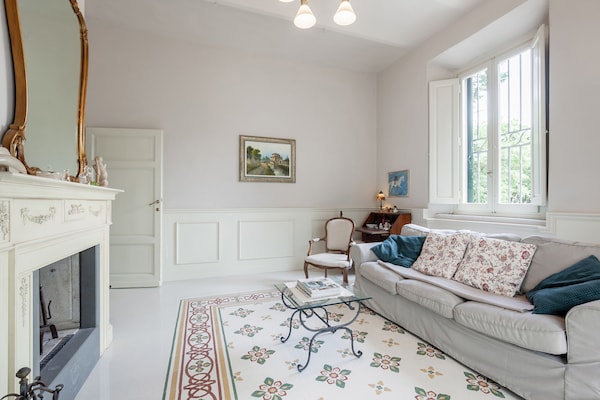 Foto van Vakantiehuis in Toscane met zwembad - Vakantiehuis in Toscana - LivingRoom