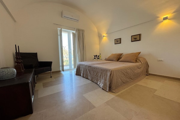 Foto van Villa in eeuwenoude olijfgaard - Vakantiehuis in Ostuni - BedRoom