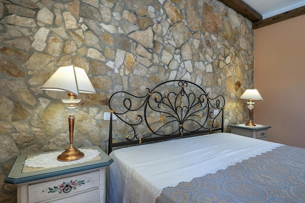 Foto van Ruime Italiaanse villa met 6 slaapkamers - Vakantiehuis in Marina di Mancaversa - BedRoom