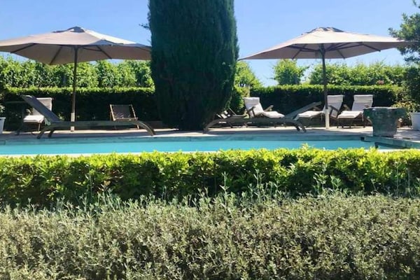 Foto van Vinarte, een prachtige villa en wijndomein - Vakantiehuis in Vaiano - PoolOfHouse