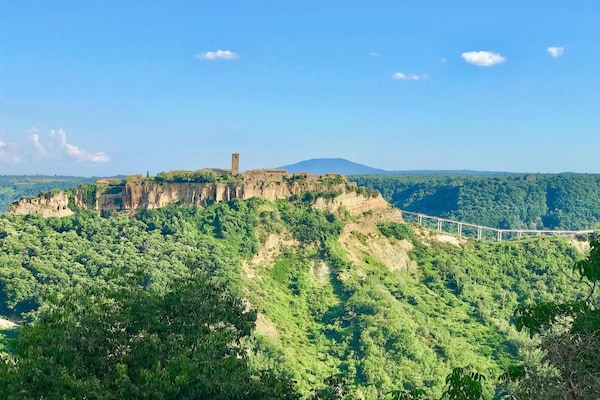 Foto van Vinarte, een prachtige villa en wijndomein - Vakantiehuis in Vaiano - View