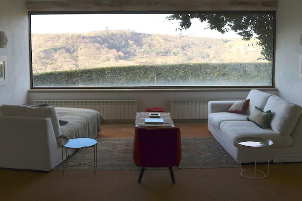 Foto van Vinarte, een prachtige villa en wijndomein - Vakantiehuis in Vaiano - LivingRoom