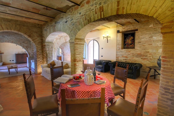 Foto van Umbrisch herenhuis omgeven door wijngaarden - Vakantiehuis in Santa Maria Degli Angeli - Kitchen