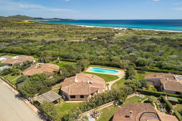 Foto van Villa met privézwembad Costa Rei - Vakantiehuis in Muravera Costa Rei - AreaSummer1KM