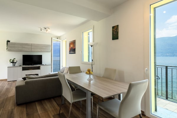 Foto van Vakantiehuis in Porto Valtravaglia voor 8 personen - DiningRoom