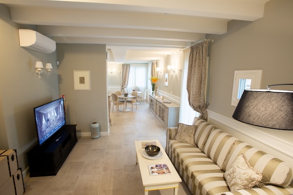 Foto van Villa in Bologna met privézwembad - Vakantiehuis in Castel San Pietro Terme - LivingRoom