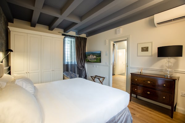 Foto van Villa in Bologna met privézwembad - Vakantiehuis in Castel San Pietro Terme - BedRoom