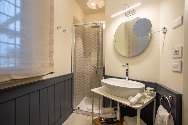 Foto van Villa in Bologna met privézwembad - Vakantiehuis in Castel San Pietro Terme - BathRoom