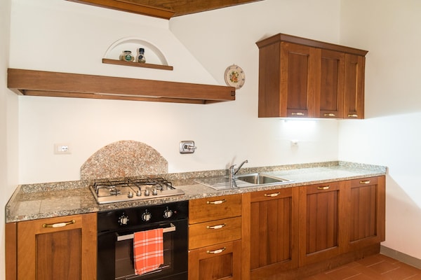 Foto van Vakantiehuis in Dicomano met privé zwembad - Vakantiehuis in Dicomano - Kitchen