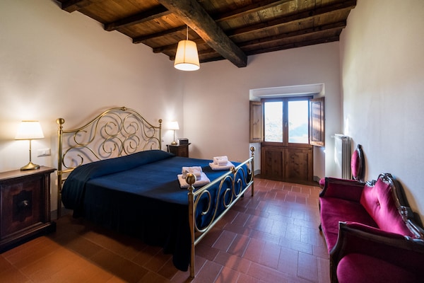 Foto van Vakantiehuis in Dicomano met privé zwembad - Vakantiehuis in Dicomano - BedRoom