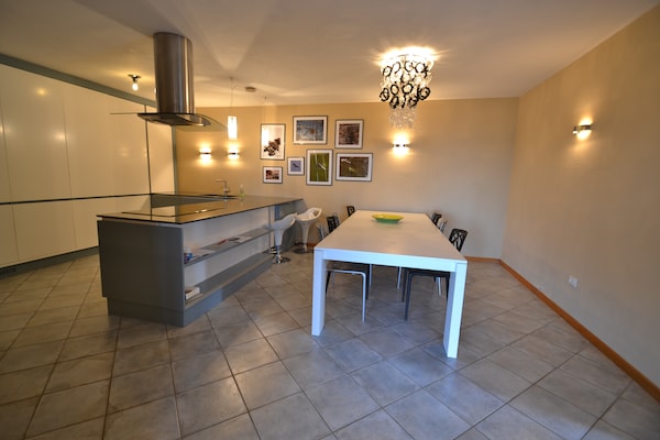 Foto van Vakantiehuis in Pescia met privézwembad - Vakantiehuis in Pescia - DiningRoom