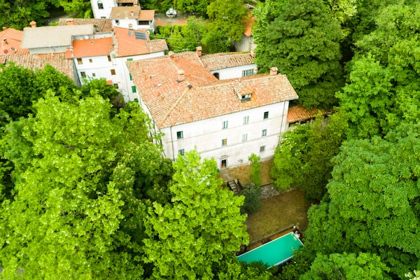 Foto van Ruime villa-retraite - Vakantiehuis in Migliorini - Pistoia - ExteriorSummer