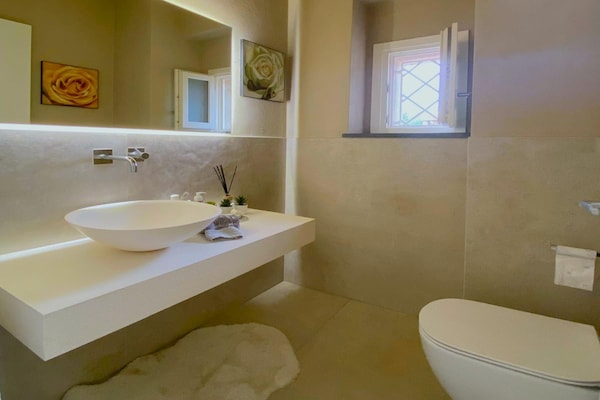 Foto van Vakantiehuis in Valenzatico met tuin - Vakantiehuis in Valenzatico (PT) - BathRoom