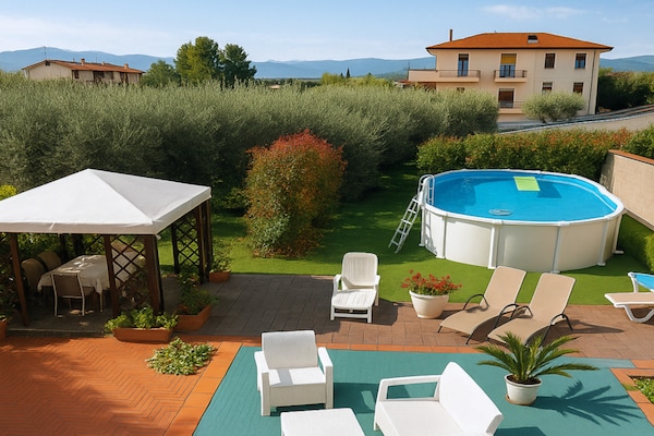 Foto van Vakantiehuis in Valenzatico met tuin - Vakantiehuis in Valenzatico (PT) - ViewSummer