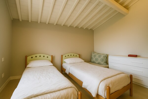 Foto van Vakantiehuis in Valenzatico met tuin - Vakantiehuis in Valenzatico (PT) - BedRoom