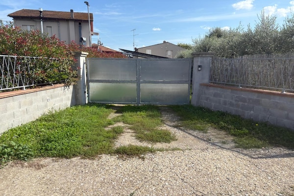Foto van Vakantiehuis in Valenzatico met tuin - Vakantiehuis in Valenzatico (PT) - HallReception