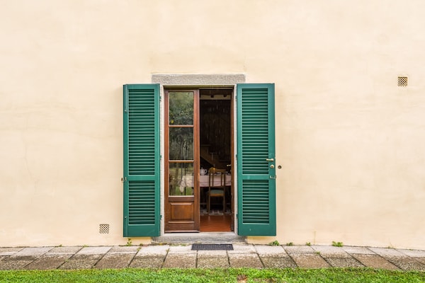 Foto van Villa in Toscane met Zwembad & Olijfbomen - Vakantiehuis in Cortona - HallReception