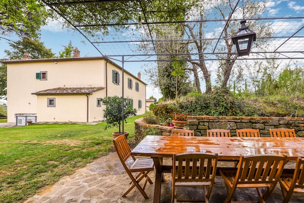 Foto van Villa in Toscane met Zwembad & Olijfbomen - Vakantiehuis in Cortona - GardenSummer