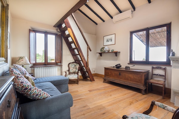 Foto van Villa in Cortona met zwembad - Vakantiehuis in Cortona - LivingRoom
