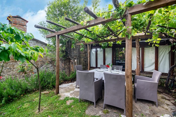 Foto van Villa in Cortona met zwembad - Vakantiehuis in Cortona - TerraceBalcony
