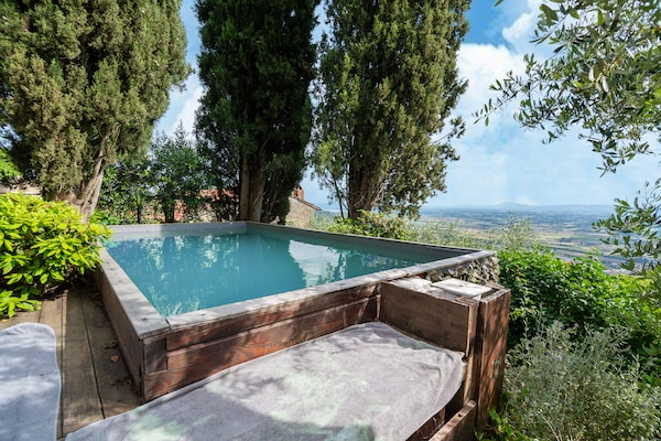 Foto van Villa in Cortona met zwembad - Vakantiehuis in Cortona - PoolOfHouse