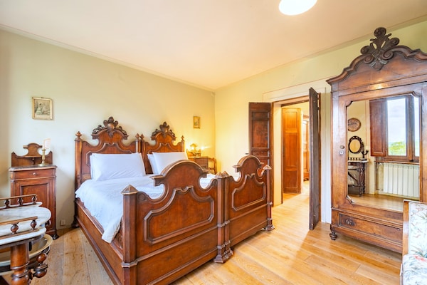 Foto van Villa in Cortona met zwembad - Vakantiehuis in Cortona - BedRoom