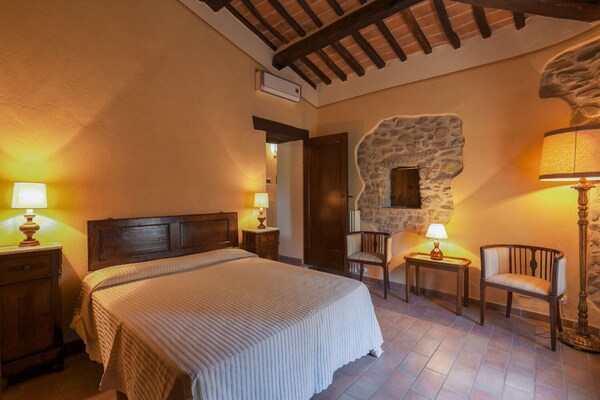 Foto van Villa in Toscane met privézwembad - Vakantiehuis in Cortona - BedRoom
