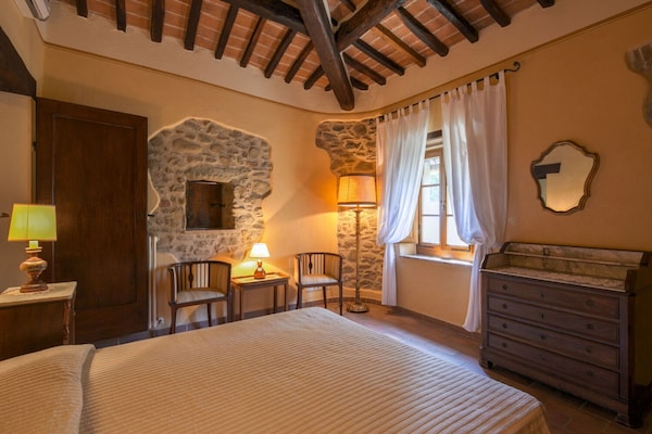 Foto van Villa in Toscane met privézwembad - Vakantiehuis in Cortona - BedRoom