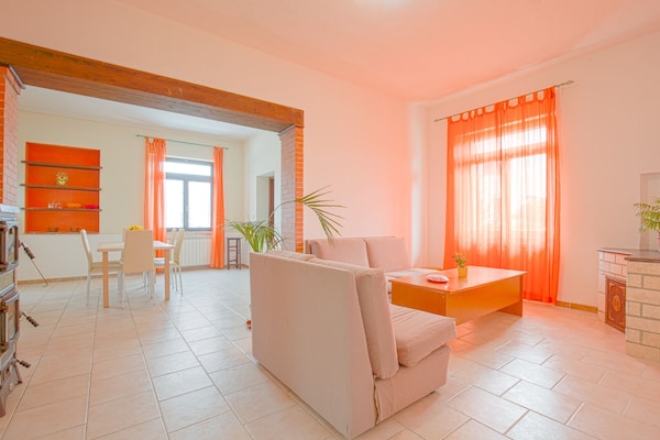 Foto van Villa in Italië met privé tuin - Vakantiehuis in Santa Maria - Lucignano (AR) - LivingRoom