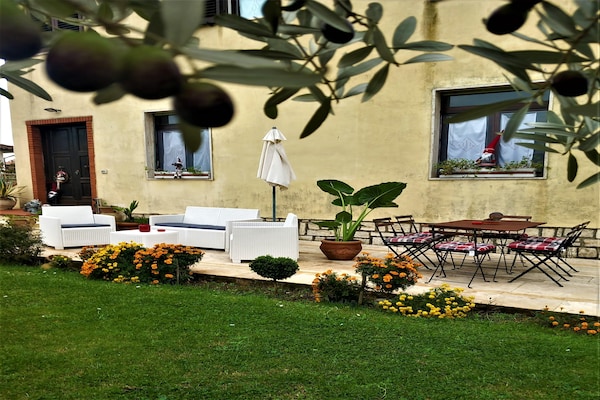 Foto van Villa in Italië met privé tuin - Vakantiehuis in Santa Maria - Lucignano (AR) - TerraceBalcony