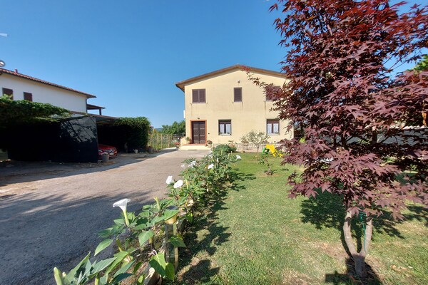 Foto van Villa in Italië met privé tuin - Vakantiehuis in Santa Maria - Lucignano (AR) - ExteriorSummer