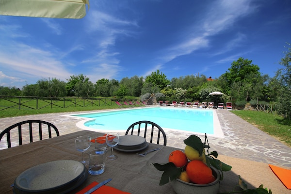 Foto van Villa met zwembad in Marciano - Vakantiehuis in Marciano Della Chiana - PoolOfHouse