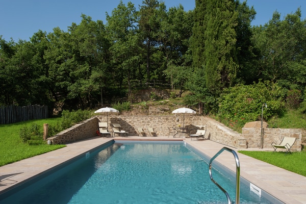 Foto van Villa in Toscane met Wijngaard - Vakantiehuis in Arezzo - PoolOfHouse