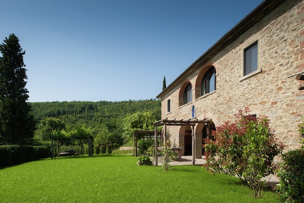Foto van Villa in Toscane met Wijngaard - Vakantiehuis in Arezzo - GardenSummer