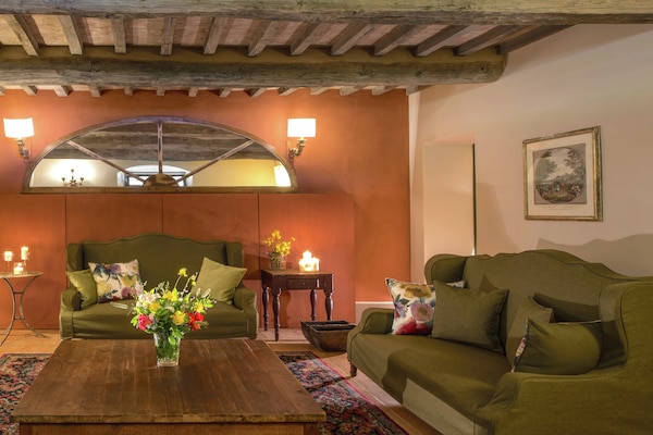Foto van Villa in Toscane met Wijngaard - Vakantiehuis in Arezzo - LivingRoom