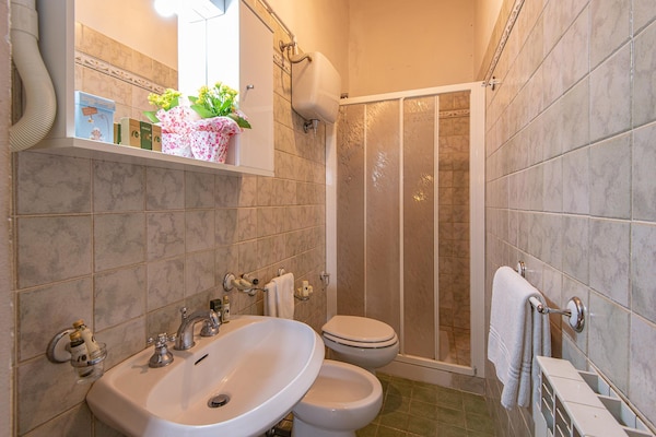 Foto van Zonnig vakantiehuis - Vakantiehuis in Gaiole in Chianti (SI) - BathRoom