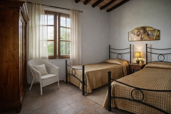 Foto van Groepsretraite met tuin in Toscane - Vakantiehuis in San Giovanni d'asso - BedRoom
