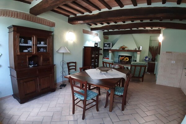 Foto van Groepsretraite met tuin in Toscane - Vakantiehuis in San Giovanni d'asso - DiningRoom