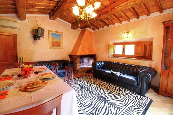 Foto van Luxe ontsnapping in Montepulciano - Vakantiehuis in Montepulciano - LivingRoom