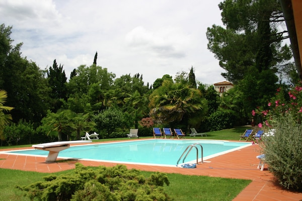 Foto van Panoramische Toscaanse villa - Vakantiehuis in Sinalunga - PoolOfHouse
