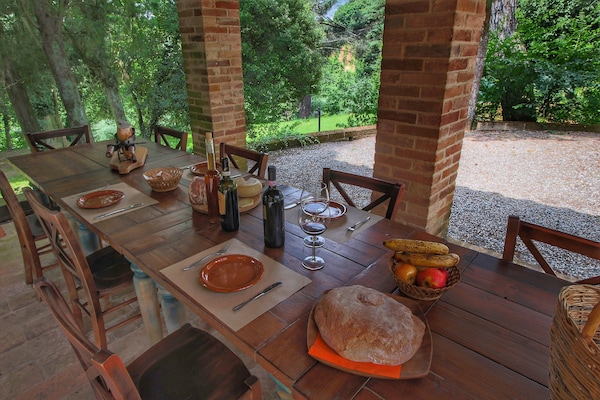 Foto van Panoramische Toscaanse villa - Vakantiehuis in Sinalunga - TerraceBalcony