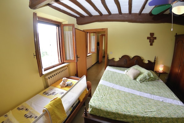 Foto van Boerderij in Gualdo met privézwembad - Vakantiehuis in Massarosa - BedRoom