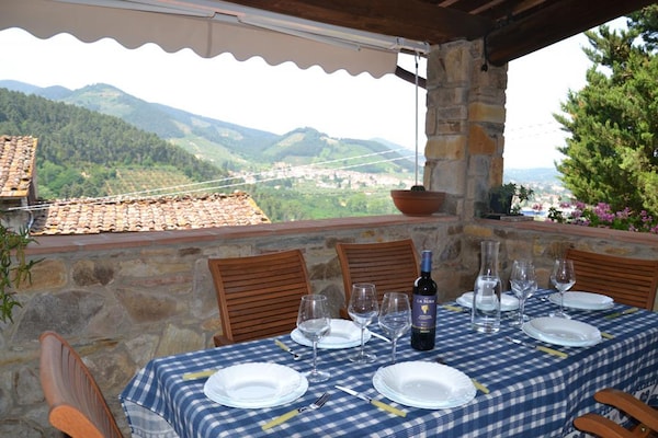 Foto van Capannori Stijlvol Herenhuis - Vakantiehuis in Capannori - TerraceBalcony