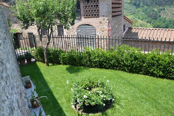Foto van Capannori Stijlvol Herenhuis - Vakantiehuis in Capannori - GardenSummer