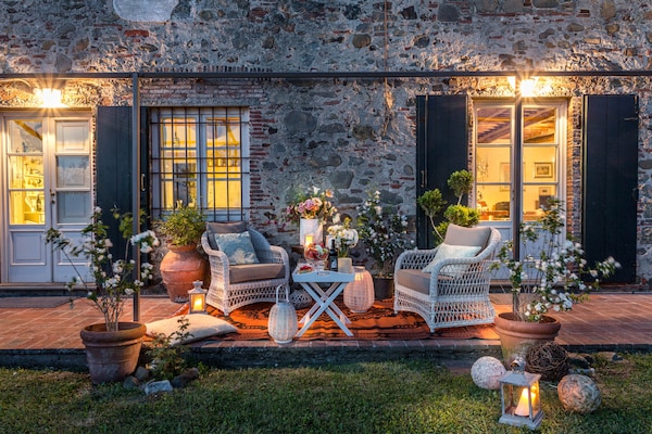 Foto van Boerderij in Toscaanse stijl in Capannori - Vakantiehuis in Capannori - TerraceBalcony