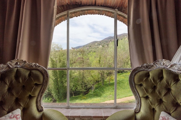 Foto van Boerderij in Toscaanse stijl in Capannori - Vakantiehuis in Capannori - ViewSummer