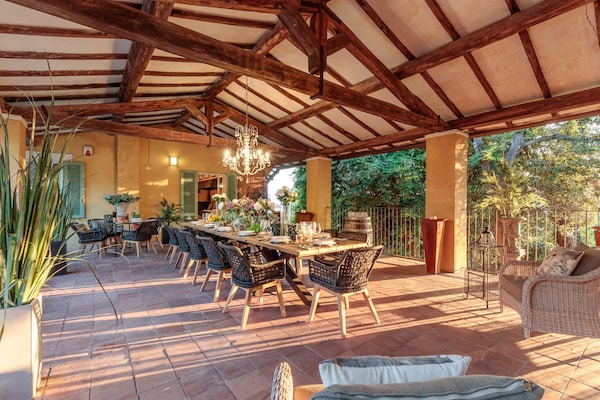 Foto van Villa met 10 slaapkamers in Lucca met zwembad - Vakantiehuis in Montecarlo - TerraceBalcony
